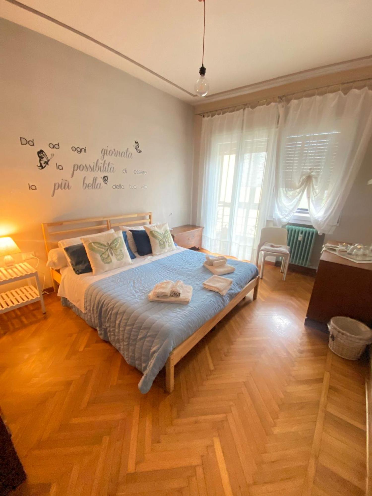 Residenza Delle Farfalle-Tripla Con Bagno Privato E Matrimoniale Con Bagno Condiviso ปาโดวา ภายนอก รูปภาพ